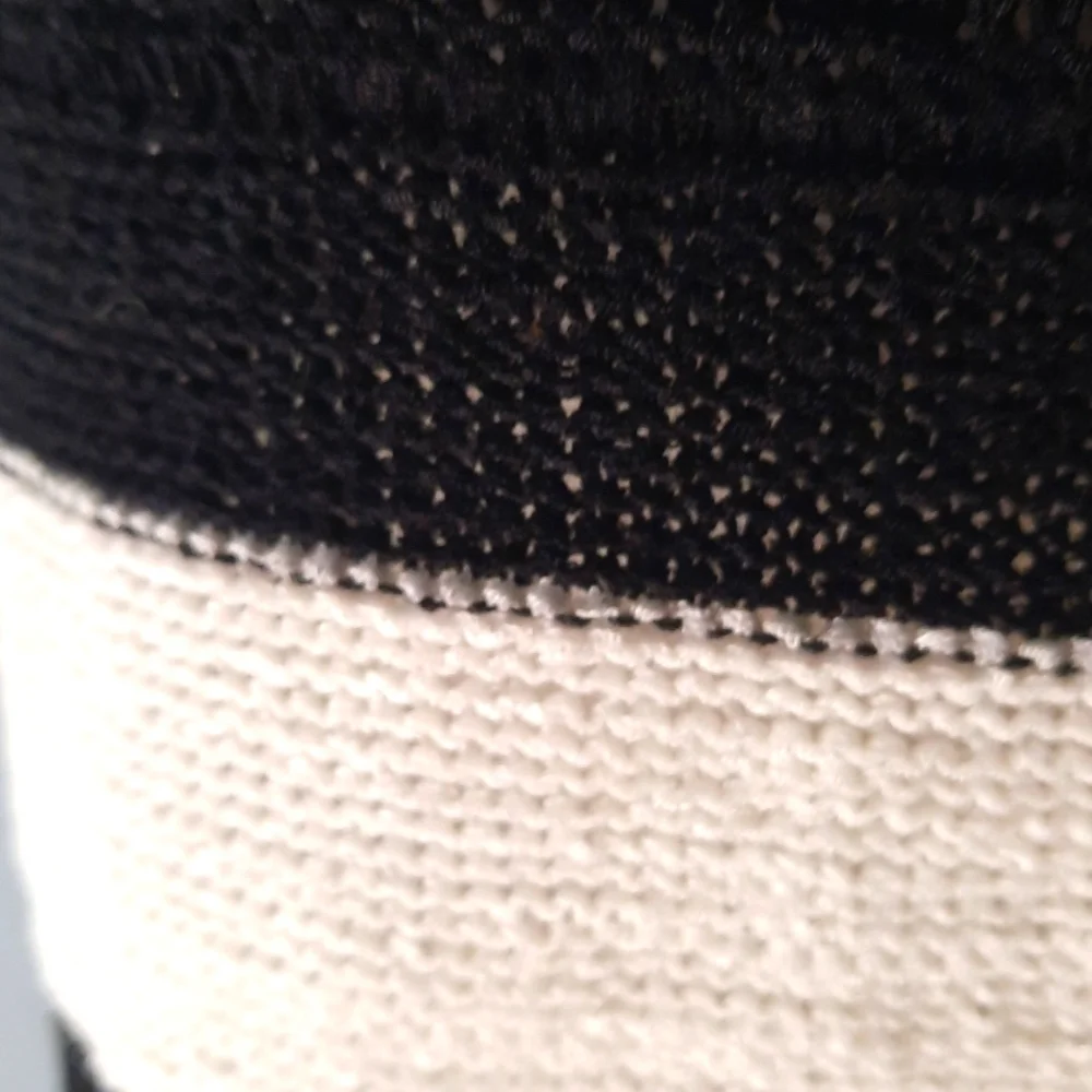 Cable & Guage Chunky KnitTank top - Picture 3 of 5
